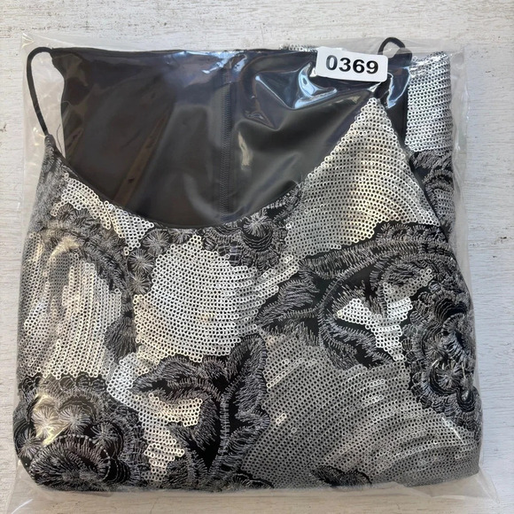 NWT CALVIN KLEIN SILVER SEQUIN FLORAL FITTED HALTER PARTY COCKTAIL MIDI DRESS 14 - Picture 14 of 14